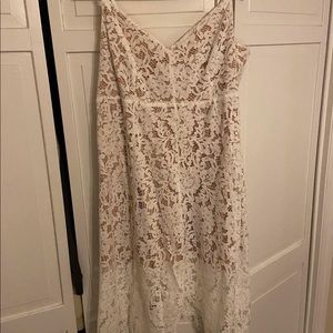 Lulu’s engagement dress